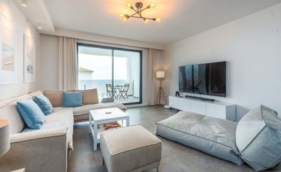 1447-663945-78d1f4f8b6655591b02d22fabb36a692d