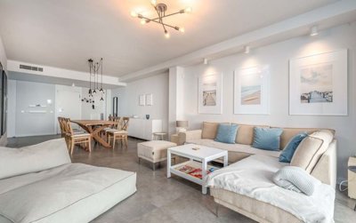 1447-663945-78d1f4f8b6655591b02d22fabb36a692d