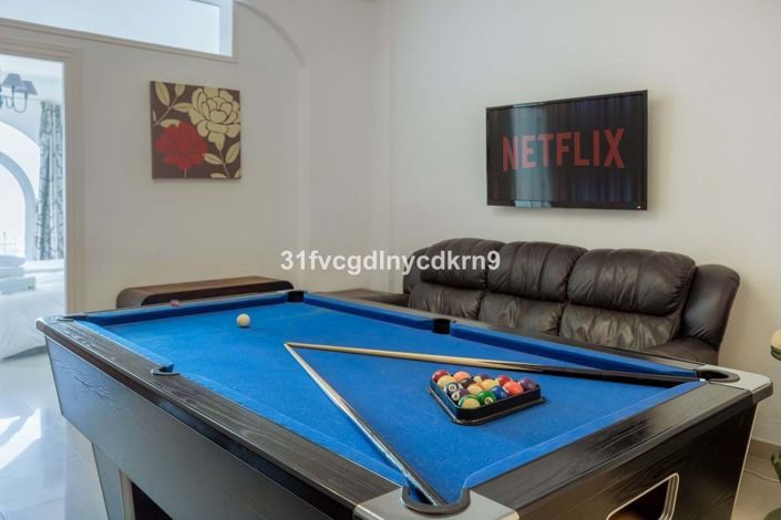 Image No.24-4 Bed Townhouse for sale