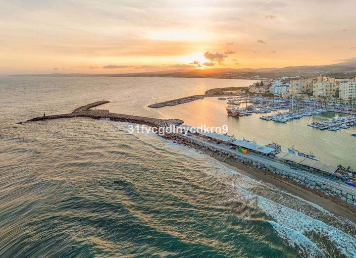 Image No.5-4 Bed Townhouse for sale