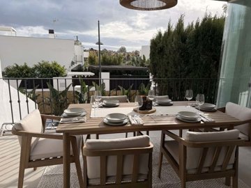 1447-663943-78d1f4f8b6655591b02d22fabb36a692d