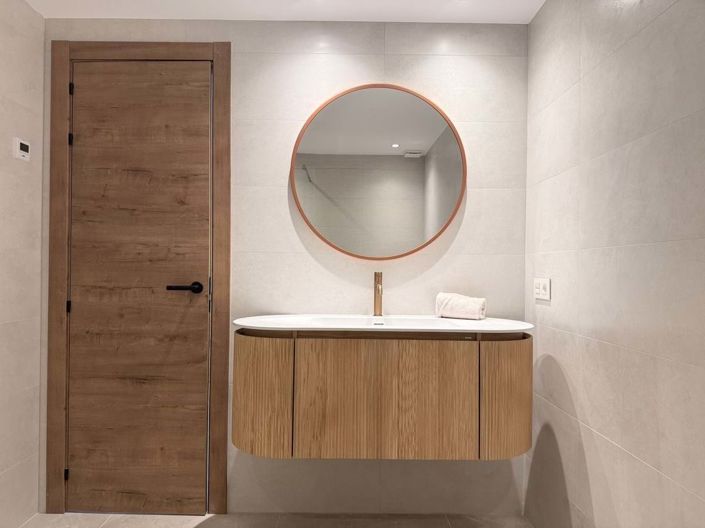 Image No.27-4 Bed Townhouse for sale