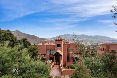 1447-663965-78d1f4f8b6655591b02d22fabb36a692d