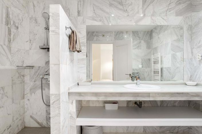 Image No.23-2 Bed Apartment for sale