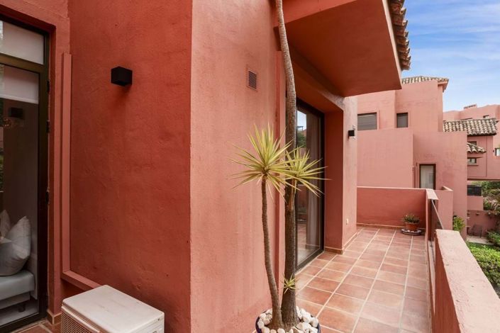 Image No.25-2 Bed Apartment for sale