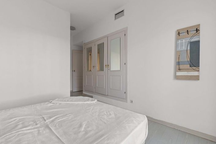 Image No.48-2 Bed Apartment for sale