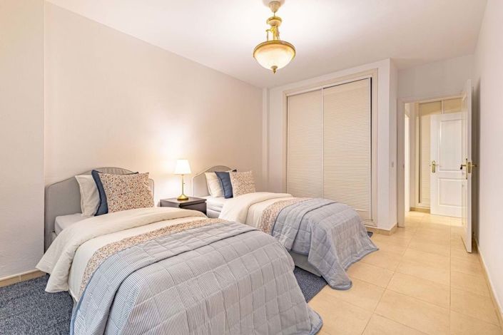 Image No.19-2 Bed Apartment for sale