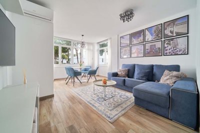 1447-663970-78d1f4f8b6655591b02d22fabb36a692d