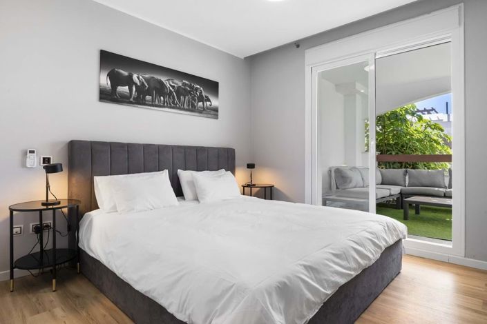 Image No.10-3 Bed Apartment for sale