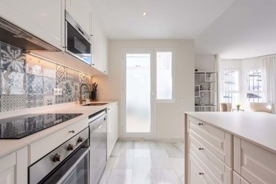 1447-663972-78d1f4f8b6655591b02d22fabb36a692d