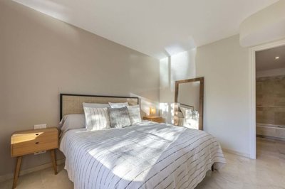 1447-663974-78d1f4f8b6655591b02d22fabb36a692d