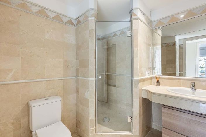 Image No.19-2 Bed Apartment for sale