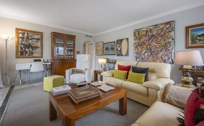 1447-663975-78d1f4f8b6655591b02d22fabb36a692d