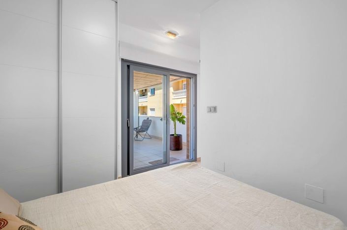 Image No.26-3 Bed Townhouse for sale