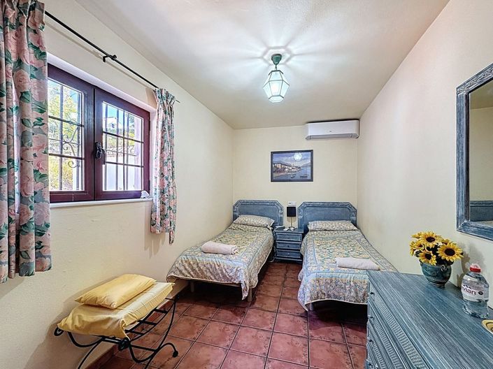 Image No.23-3 Bed Semi-Detached for sale