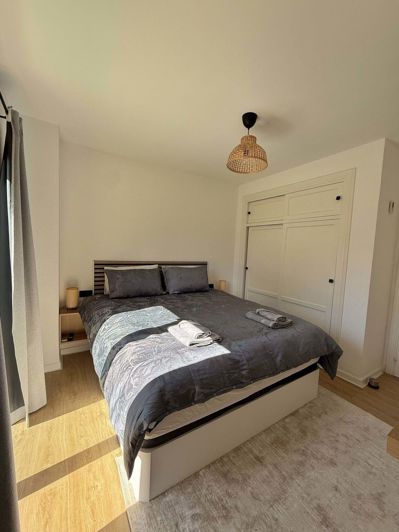 Image No.12-2 Bed Semi-Detached for sale