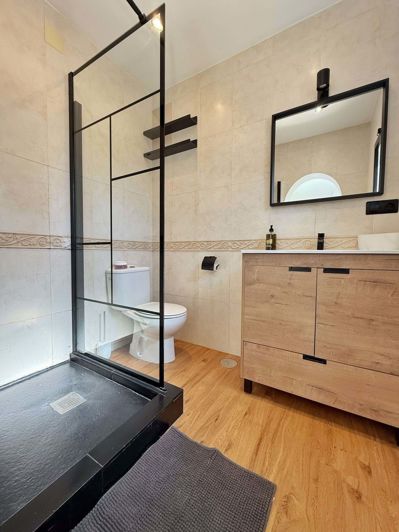 Image No.14-2 Bed Semi-Detached for sale