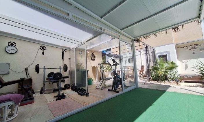 Image No.10-3 Bed Villa for sale