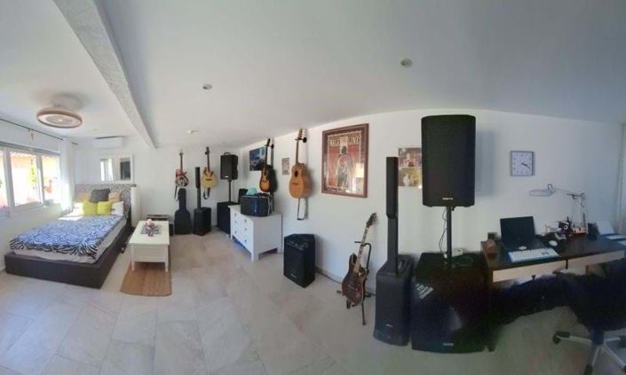 Image No.25-3 Bed Villa for sale