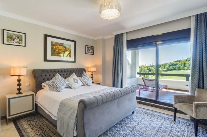 Image No.24-4 Bed Semi-Detached for sale