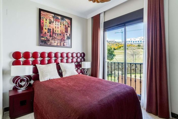 Image No.45-4 Bed Semi-Detached for sale