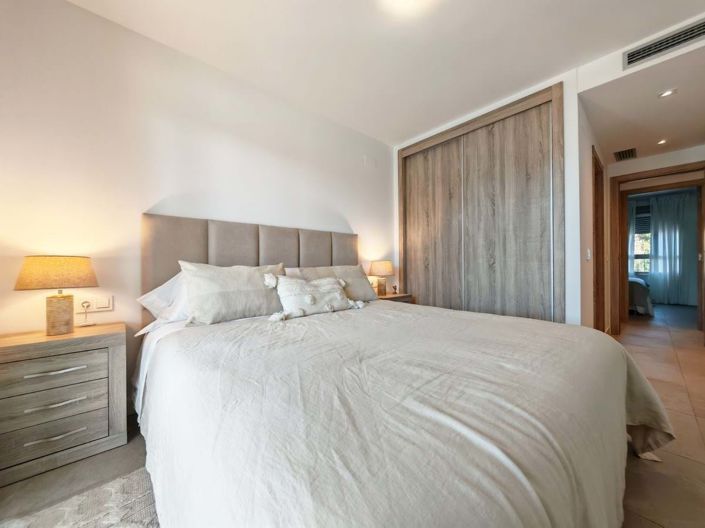 Image No.20-2 Bed Apartment for sale