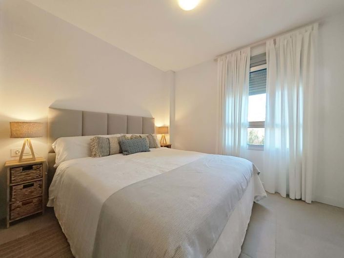 Image No.25-2 Bed Apartment for sale