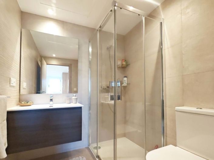 Image No.32-2 Bed Apartment for sale