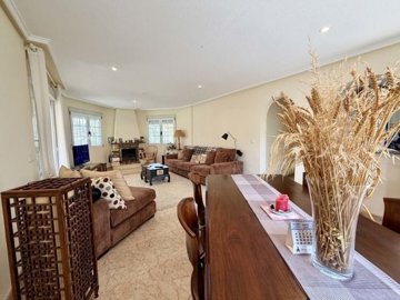 1447-664092-78d1f4f8b6655591b02d22fabb36a692d