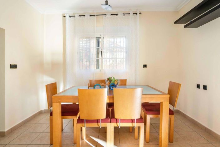 Image No.7-5 Bed Townhouse for sale