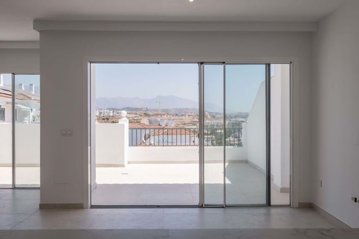 Image No.21-3 Bed Penthouse for sale