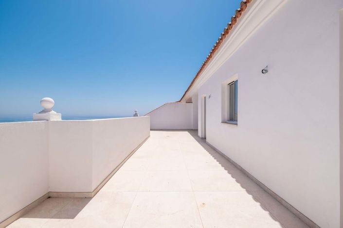 Image No.25-3 Bed Penthouse for sale