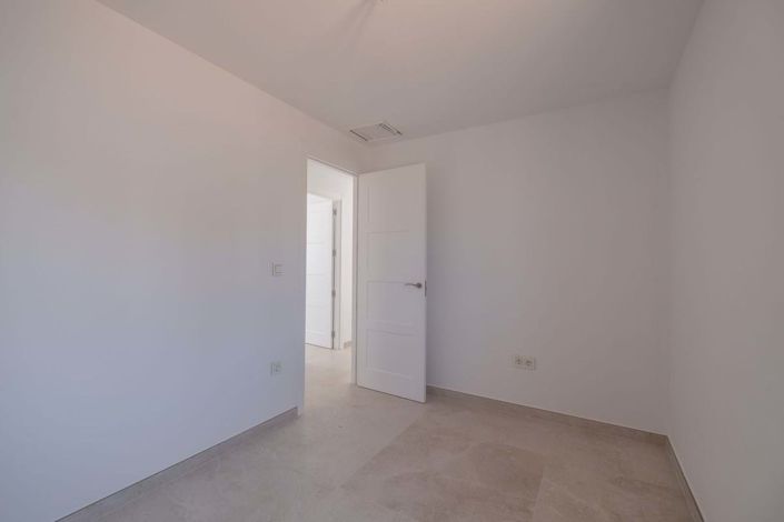 Image No.33-3 Bed Penthouse for sale