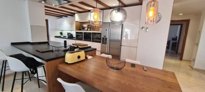 1447-664085-78d1f4f8b6655591b02d22fabb36a692d