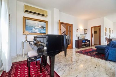 1447-664086-78d1f4f8b6655591b02d22fabb36a692d