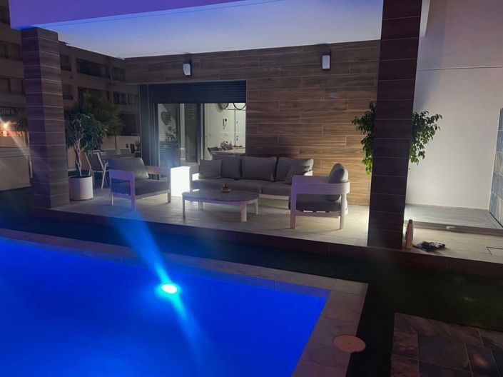 Image No.38-3 Bed Villa for sale