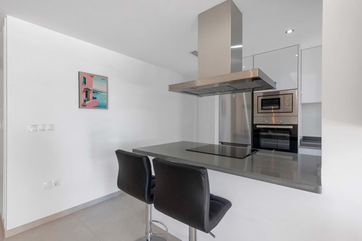 Image No.10-2 Bed Apartment for sale