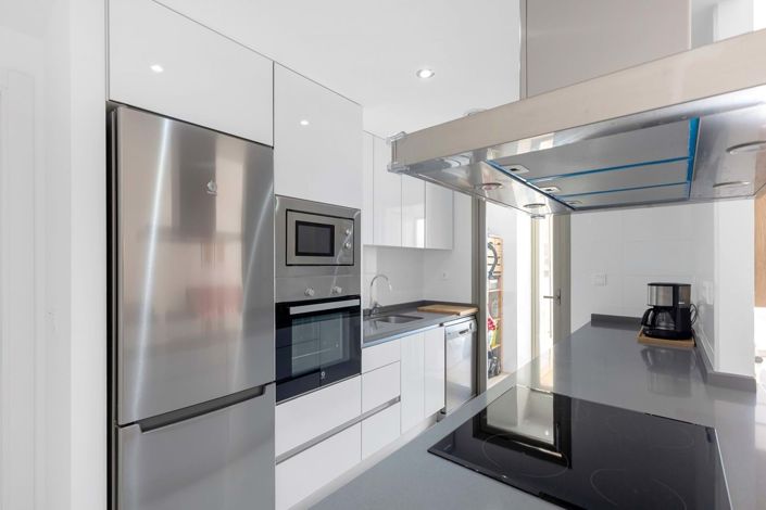 Image No.12-2 Bed Apartment for sale