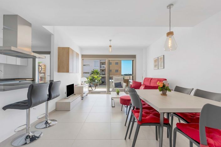 Image No.4-2 Bed Apartment for sale