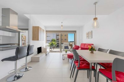 1447-664138-78d1f4f8b6655591b02d22fabb36a692d