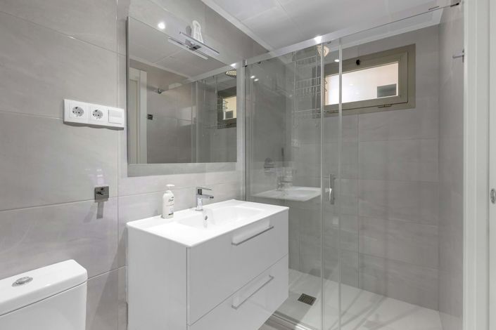 Image No.23-2 Bed Apartment for sale