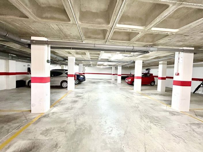 Image No.24-2 Bed Apartment for sale