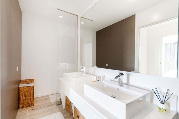 Image No.11-3 Bed Townhouse for sale