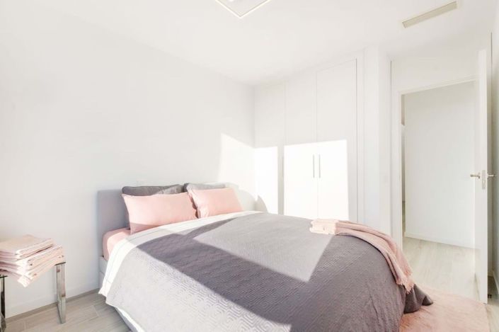 Image No.14-3 Bed Townhouse for sale