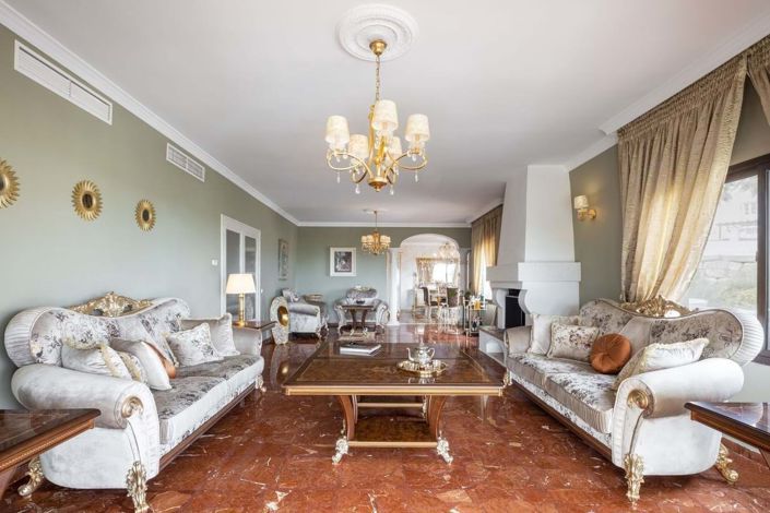 Image No.26-6 Bed Villa for sale