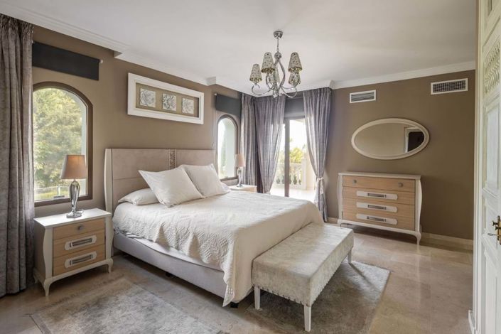 Image No.7-6 Bed Villa for sale