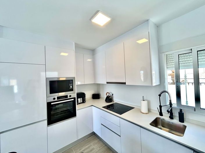 Image No.8-5 Bed Villa for sale