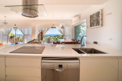 1447-664208-78d1f4f8b6655591b02d22fabb36a692d