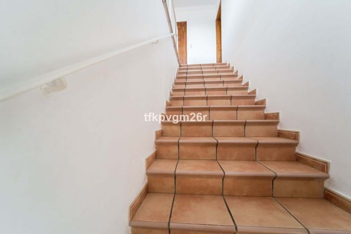 Image No.29-7 Bed Villa for sale