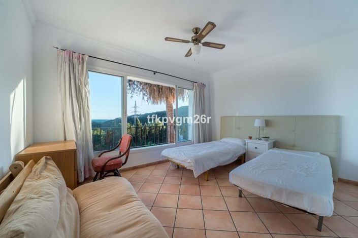 Image No.48-7 Bed Villa for sale